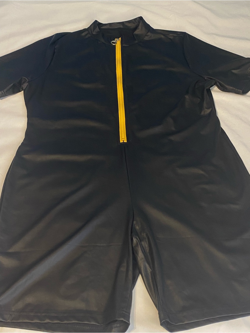 Womans Romper Jumpsuit Shorts One Piece Black/Yellow Zipper Front